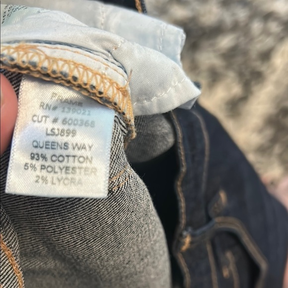 Frame Denim Blue Skinny Jeans with Sleek Silhouette - Picture 7 of 7